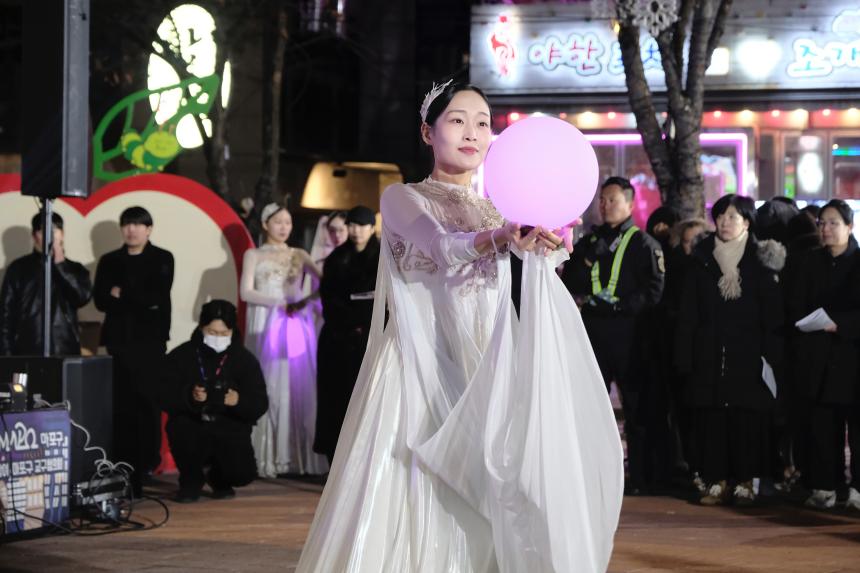 빛거리 점등식 in 레드로드 - 13