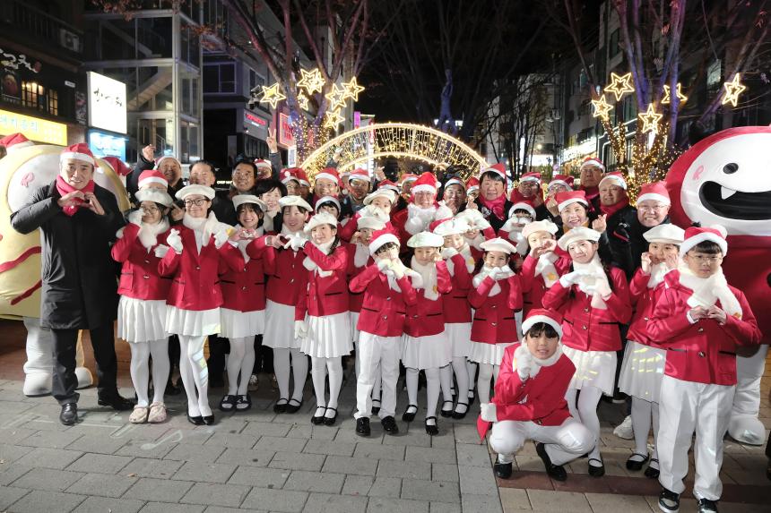 빛거리 점등식 in 레드로드 - 16