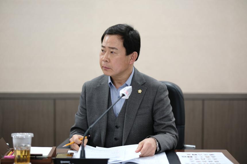 행정건설위원회-제281회 마포구의회 임시회 - 3