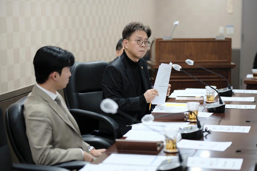 행정건설위원회-제281회 마포구의회 임시회 - 25