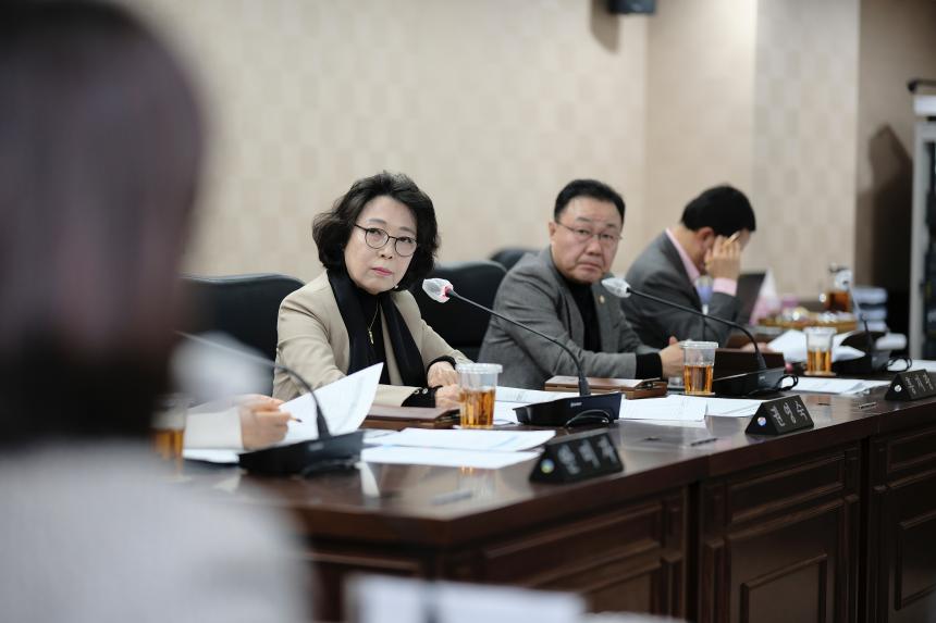 행정건설위원회-제281회 마포구의회 임시회 - 53