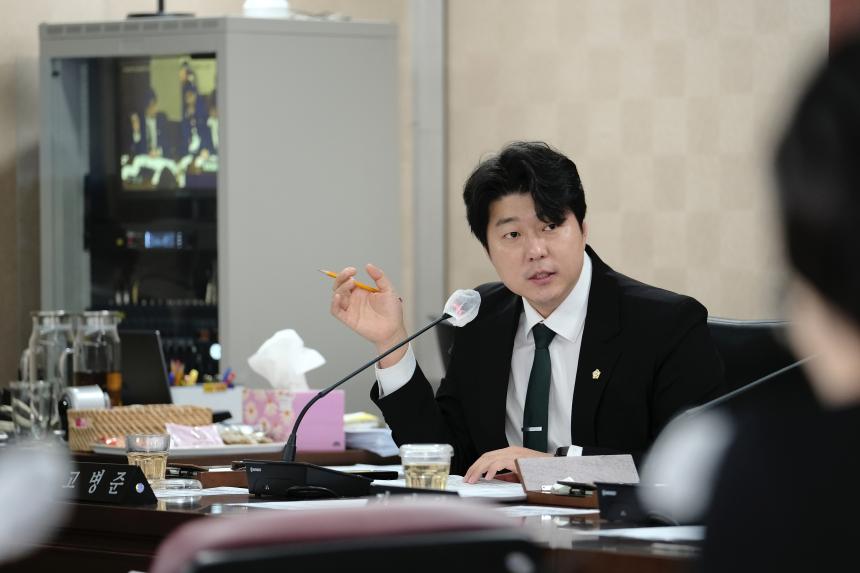 복지도시위원회-281회 마포구의회 임시회 - 4