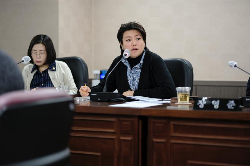 복지도시위원회-281회 마포구의회 임시회 - 9