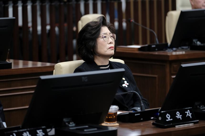 제2차 본회의-제282회 마포구의회 임시회 - 13