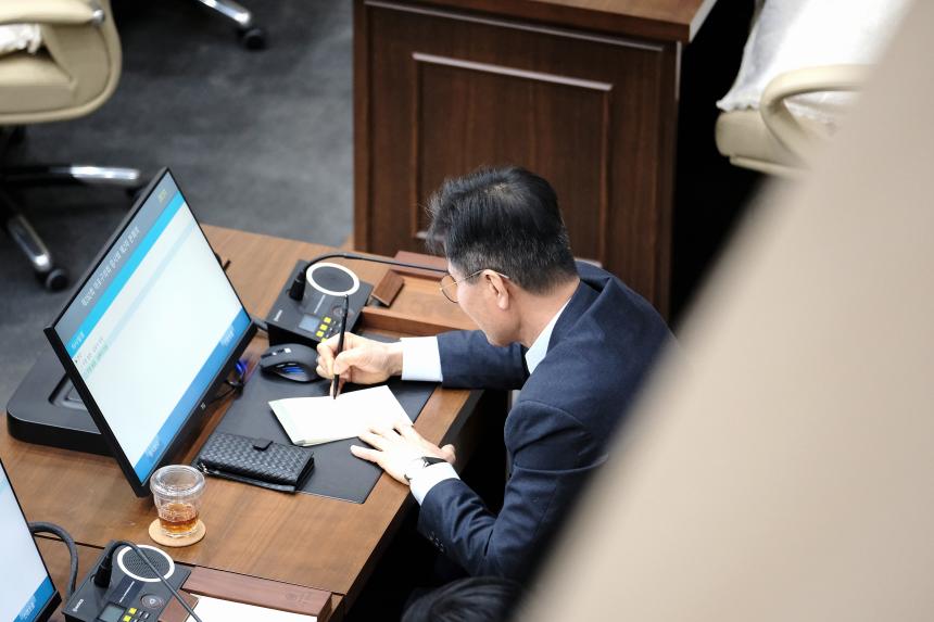 제2차 본회의-제282회 마포구의회 임시회 - 31