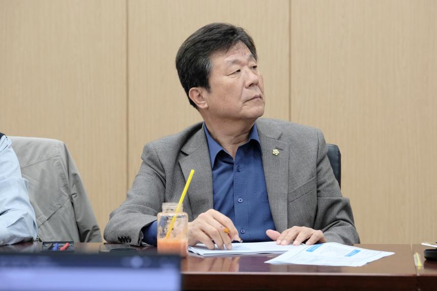 마포형 지역사회 돌봄 통합 구축 연구회 - 22