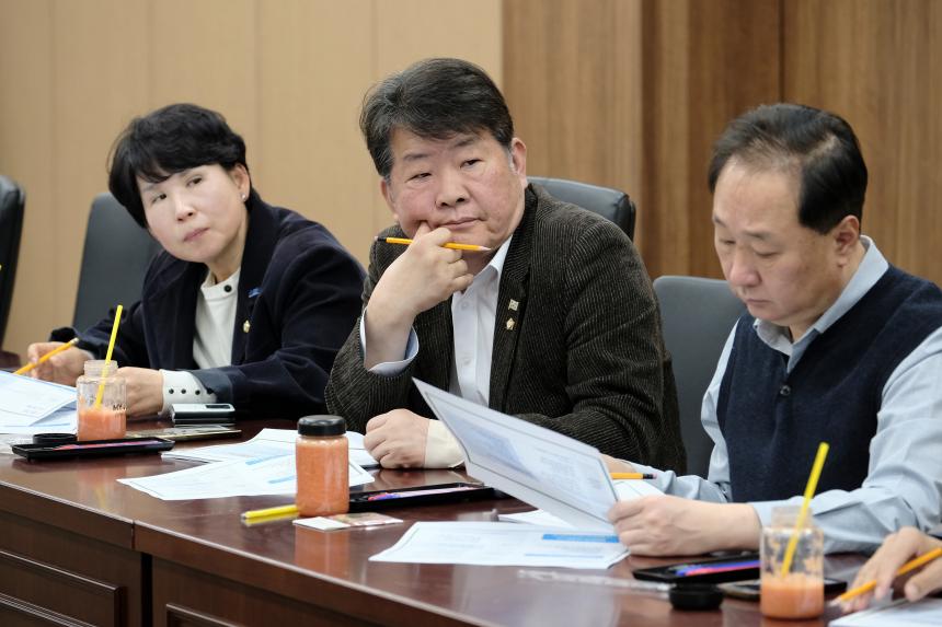 마포형 지역사회 돌봄 통합 구축 연구회 - 25