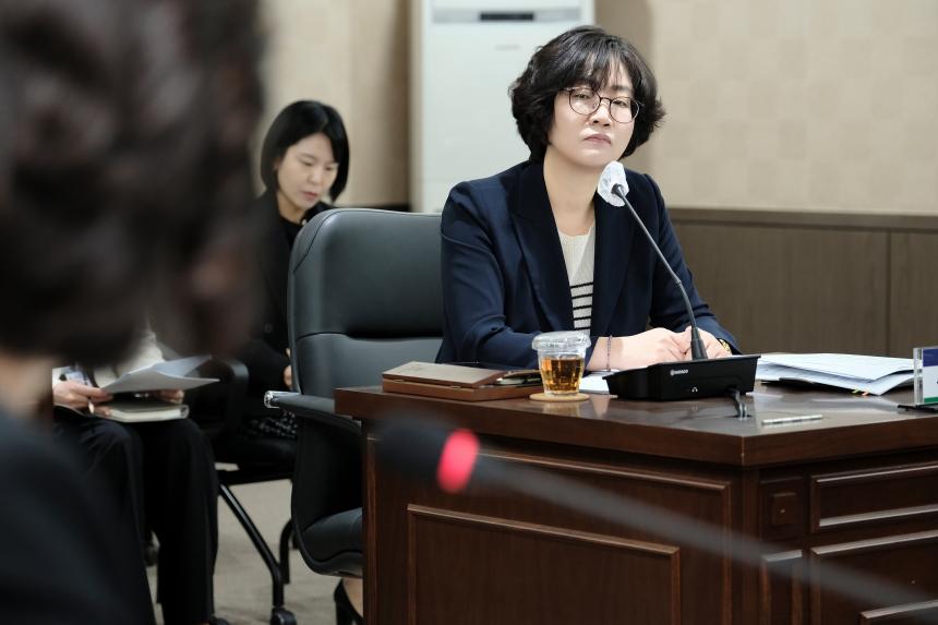 의회운영위원회&lpar;제1차&rpar;-제283회 마포구의회 임시회 - 6