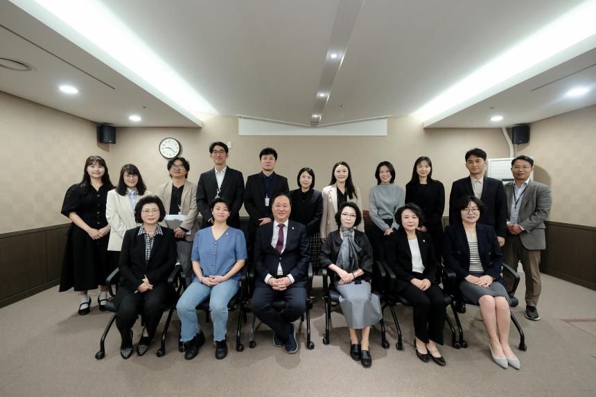 의회운영위원회&lpar;제1차&rpar;-제283회 마포구의회 임시회 - 15