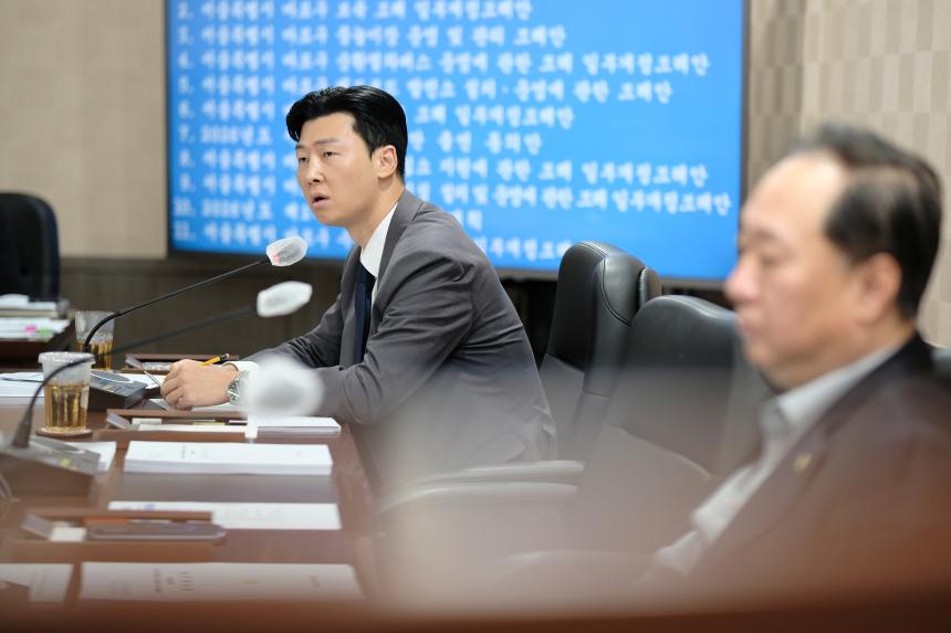 행정건설위원회&lpar;1차, 2차&rpar;-제283회 마포구의회 임시회 - 28