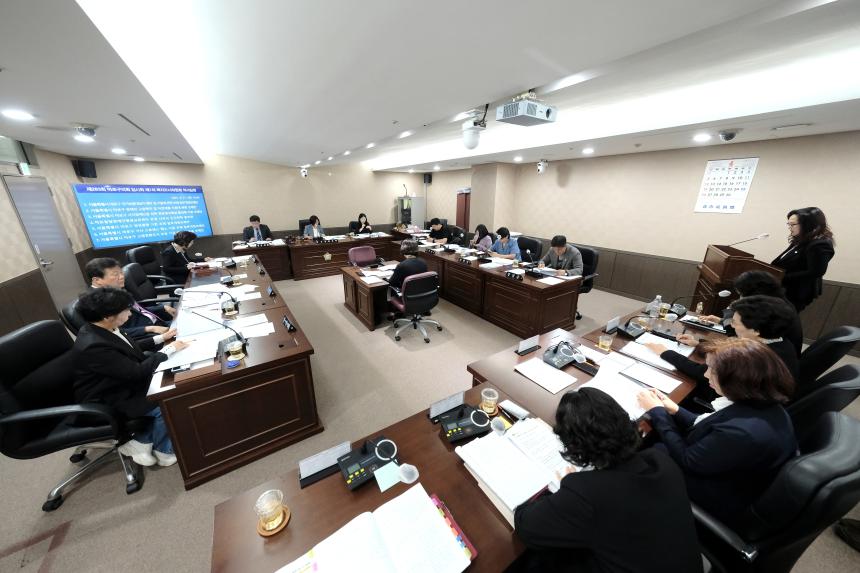 복지도시위원회&lpar;1차, 2차&rpar;-제283회 마포구의회 임시회 - 9