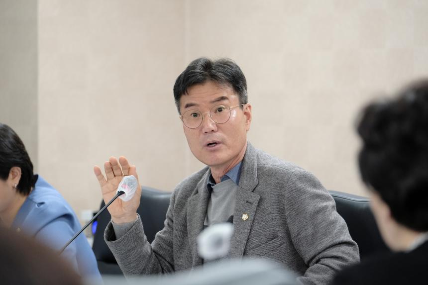 복지도시위원회&lpar;1차, 2차&rpar;-제283회 마포구의회 임시회 - 16