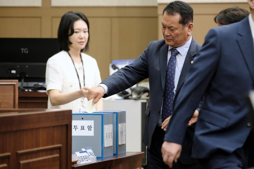 제2차 본회의-제284회 마포구의회 임시회 - 25