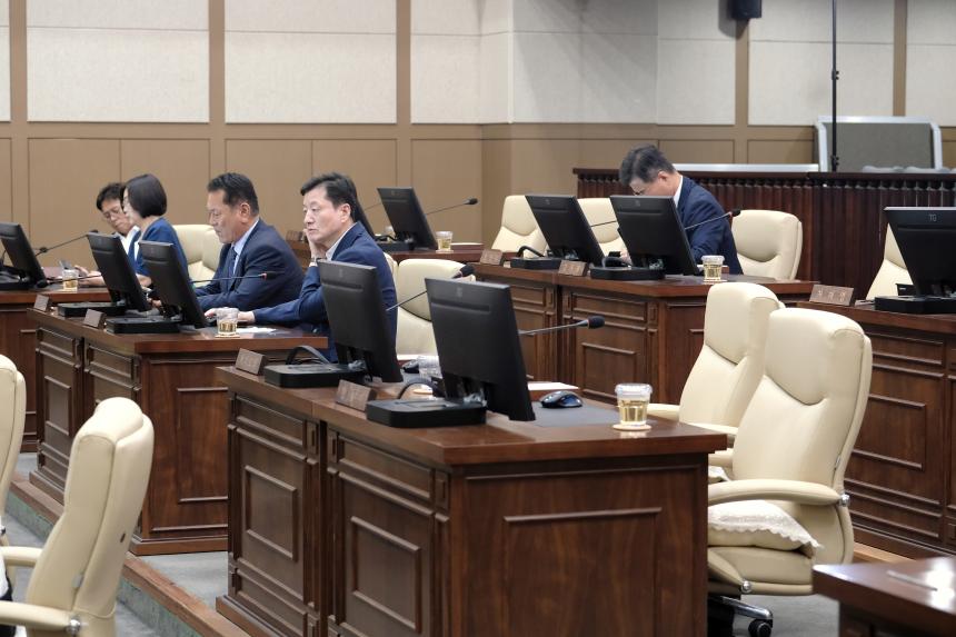 제2차 본회의-제284회 마포구의회 임시회 - 31