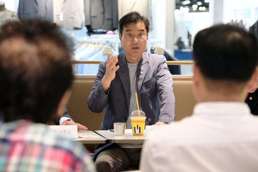 서울 홈플러스 월드컵점 점주협의회, 마포구의회 구의원 간담회 - 4