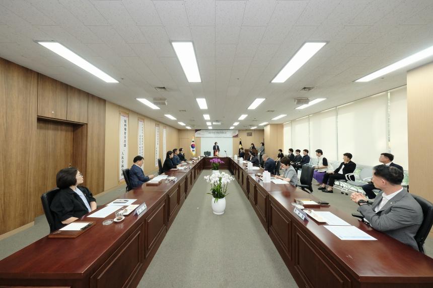 중국인민정치협상회의 북경시석경산구위원회, 마포구의회 방문 - 2