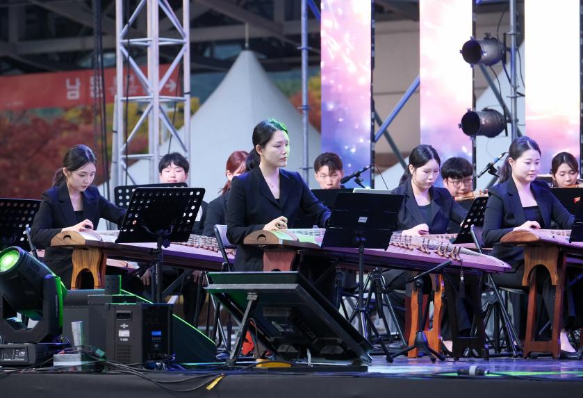 마포나루 문화콘서트 / 다시 뛰는 마포, 함께 부르는 노래- 제19회 마포나루 새우젓축제 - 2