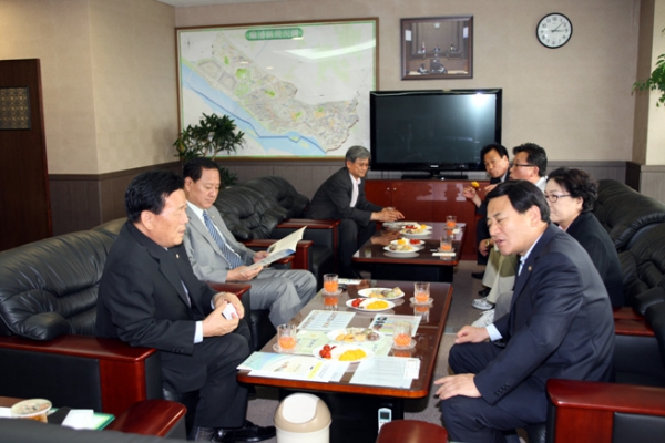부산시 연제구의회 의원방문단 접견 - 2