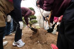 제81회 식목일 기념 릴레이 정원만들기 행사-샛터근린정원 13