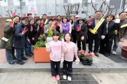 제81회 식목일 기념 릴레이 정원만들기 행사-도화꽃길3 8