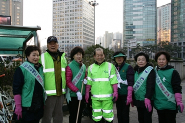 새봄맞이 범구민 참여 일제 대청소의 날 4